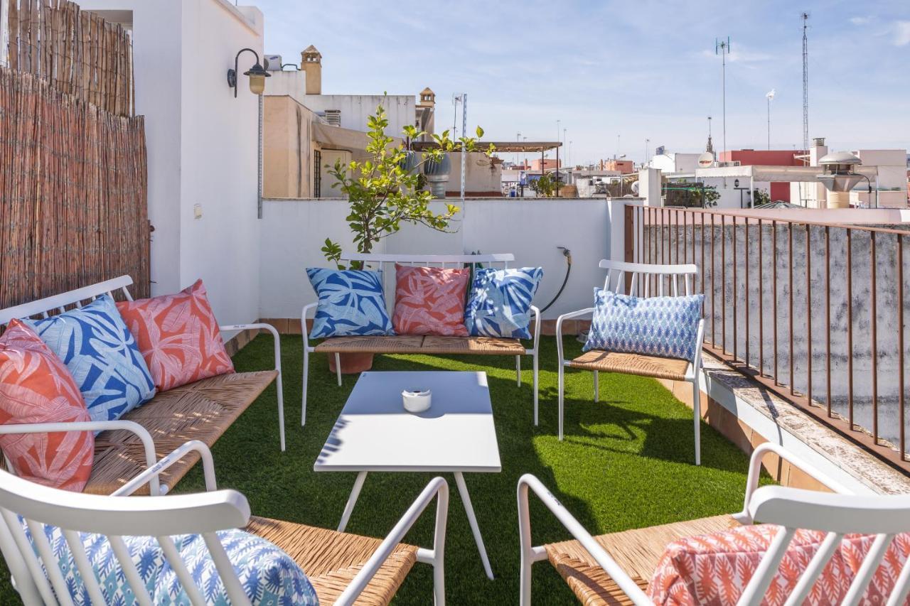 Tentudia Charming Apartments With Private Roof-Top Or Patio In San Bernardo By Ocityzen セビリア エクステリア 写真