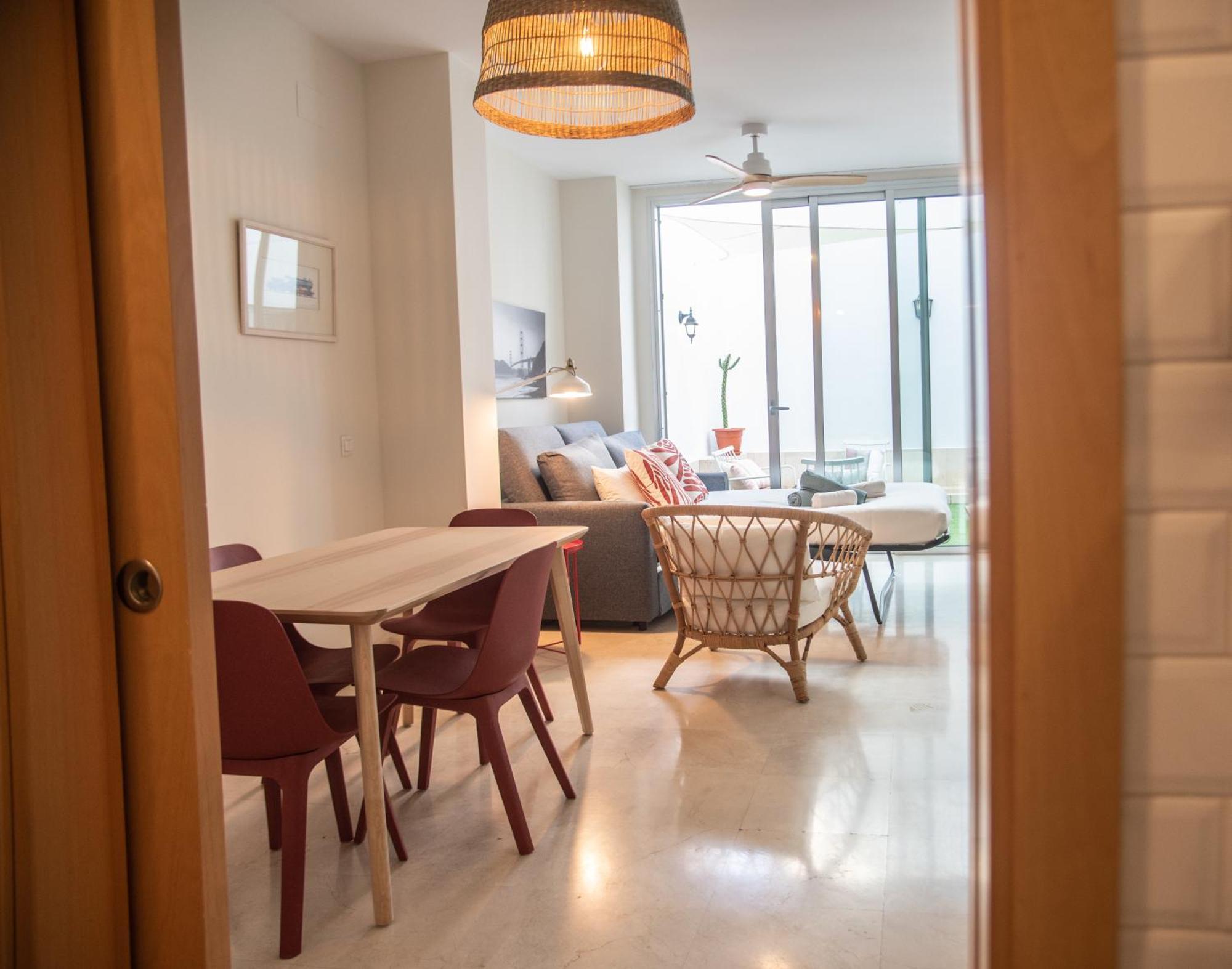Tentudia Charming Apartments With Private Roof-Top Or Patio In San Bernardo By Ocityzen セビリア エクステリア 写真