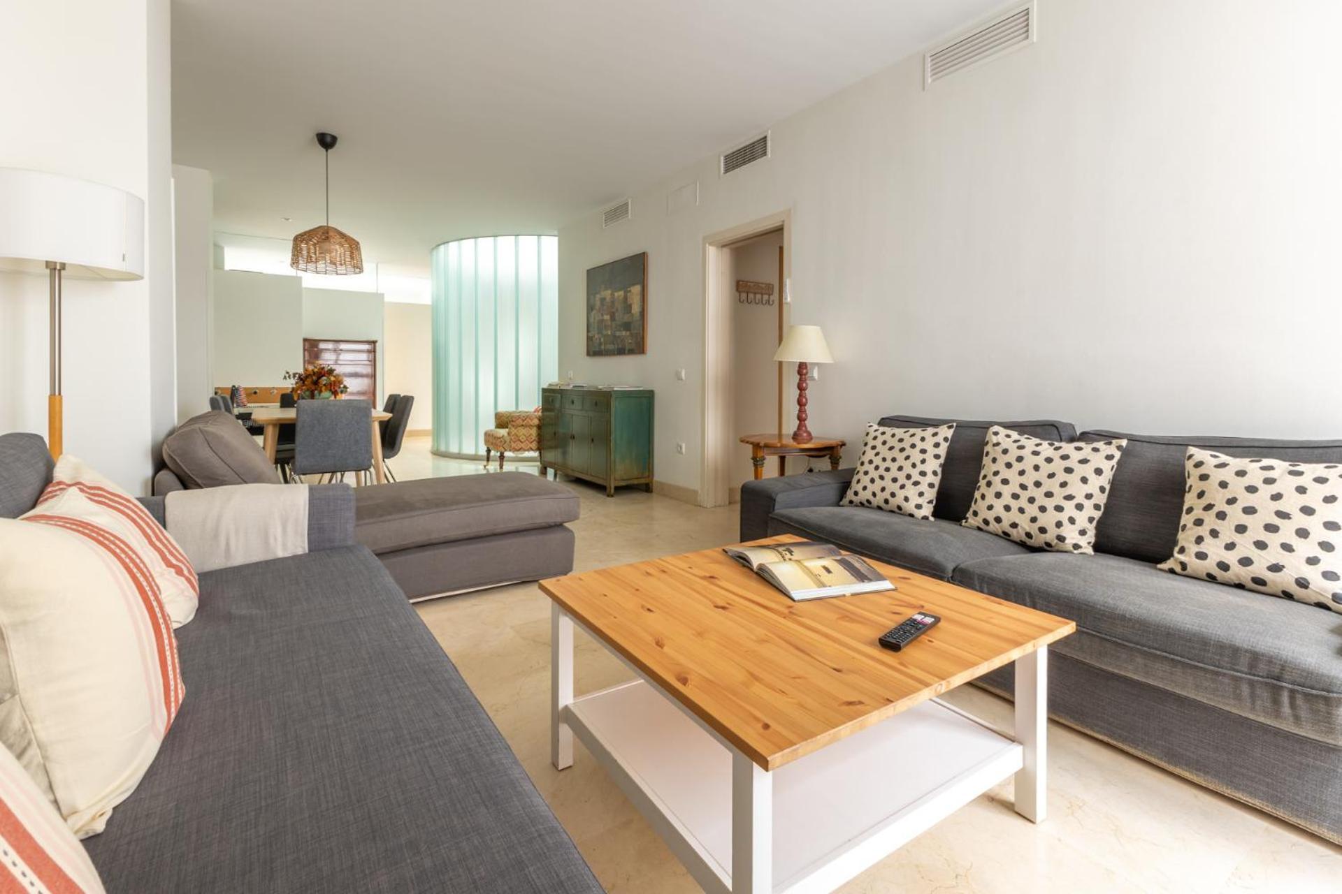 Tentudia Charming Apartments With Private Roof-Top Or Patio In San Bernardo By Ocityzen セビリア エクステリア 写真