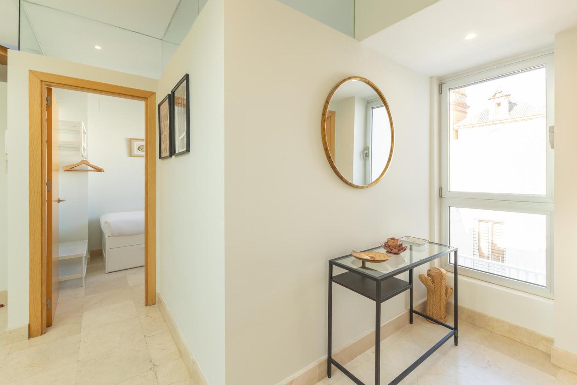 Tentudia Charming Apartments With Private Roof-Top Or Patio In San Bernardo By Ocityzen セビリア エクステリア 写真